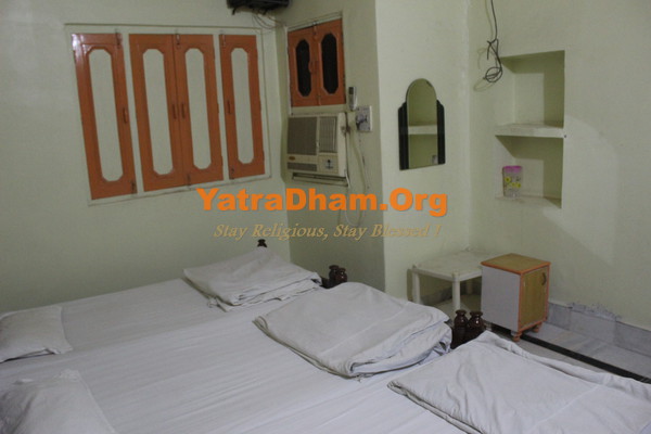 Mathura_Narain_Nivas_3 Bed_A/c. Room_View2