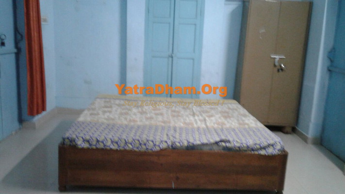 Jagannath Puri Doodwavala Dharamshala 2 Bed Non AC Room View 3