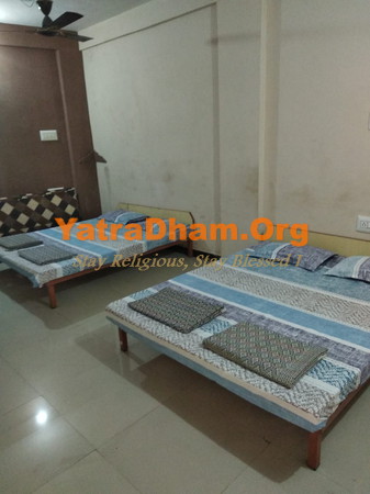 Junagadh Shri Vanza Gnati Dharamshala Room View2