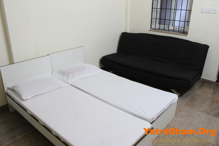 Kanyakumari_Jain Dharamshala_3 Bed Non Ac._View 1