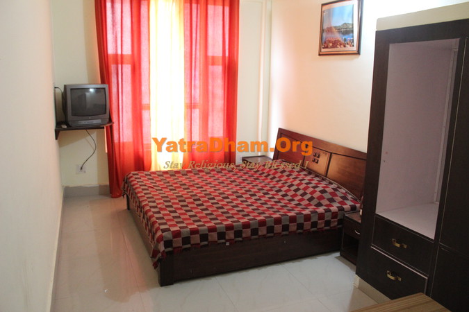 Katra Yatri Nivas 2 Bed Non AC Room View3