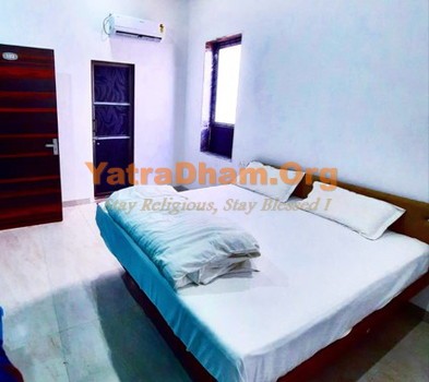 khatu_-_yd_stay_hotel_dhanna_bhagat_2 Bed ac room