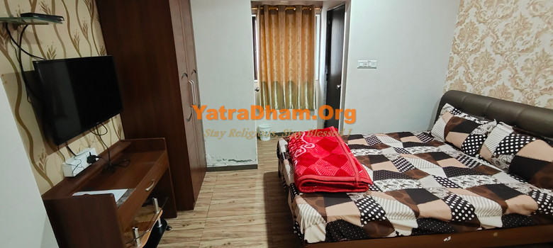 Eklingji - Leelaba Atithi Bhavan 2 Bed AC Room View 3