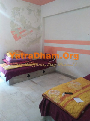 Nathdwara Swaminarayan Mandir Dharamshala 2 Bed Non AC Room View1