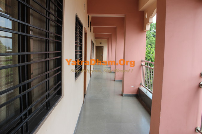 Pandharpur Laxman Baug Devsthan Room View3