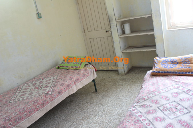 Pavagadh_Digambar  Jain Siddha Kshetra Kothi_2 bed Non ac room_view 1