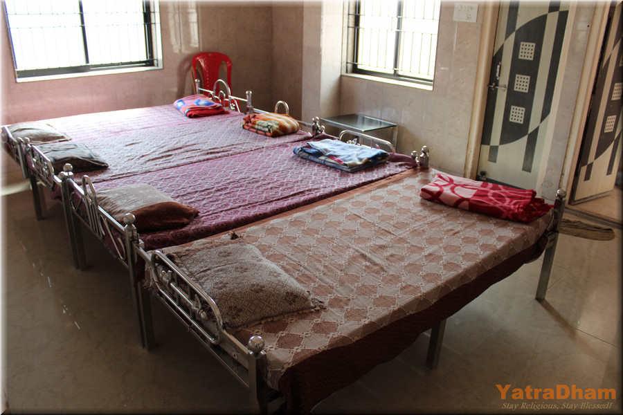 Prajapati_Samaj_Junagadh_4 Bed_ Non A/c. Room_View1
