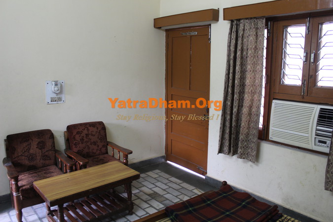 Rishikesh Swargashram Trust Dharamshala 2 Bed AC Room View2