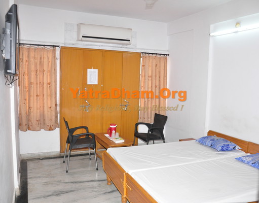 Agrawal_Dharamshala_2 Bed_Ac. Room_View3