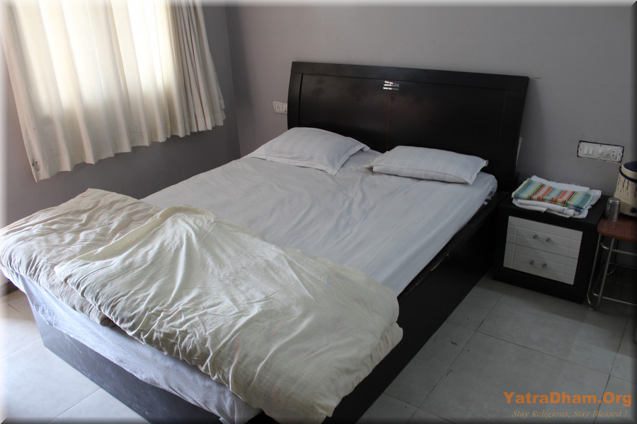Sambhavnath_Jain_Aradhana_Kendra_Taranga_Dharamshala 2_Deluxe A/c._Room_View1