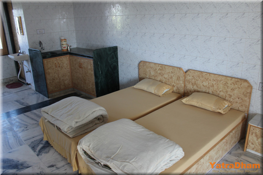 Munisuvrat_ShaniDham_Pali_Dharamshala_Room_View1