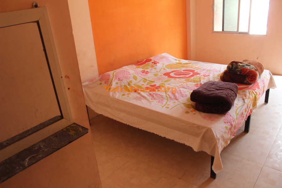 Swarnakar-Samaj Omkareshwar -2 Bed Non Ac Room-View3