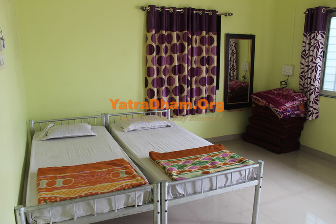 Tuljapur Rajgad Bhakta Niwas Room View3