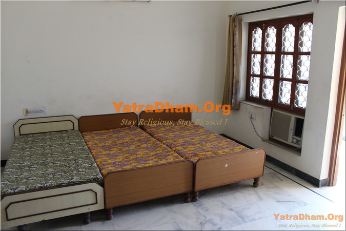 Udaipur Padma Prabha Suri Bhavan 3 Bed Room View 1