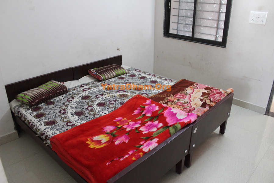 Ujjain_Naya_Gujarati_Lohar_Samaj_2 Bed_Non AC Room_View3