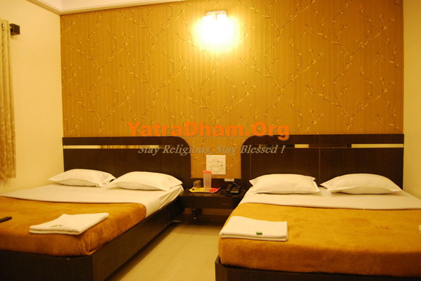 Shirdi Online Room Adi Sai Bhavan 2 4 Bed Ac Room View 1