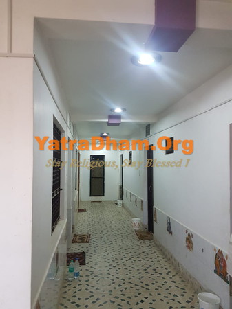 Madhapar Bhuj - Shri Lohana Samaj wadi 2 Bed AC Room View1