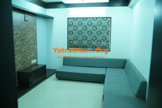 Shankheshwar Pirgal Aradhana Bhavan 2 Bed AC Room View3