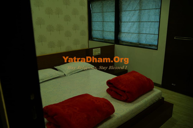 Shankheshwar Pirgal Aradhana Bhavan 2 Bed AC Room View3