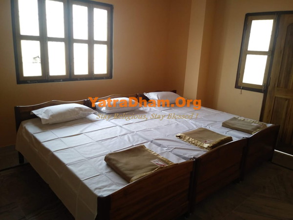 Varanasi Kailash Ashram 3 Bed Non AC Room View1