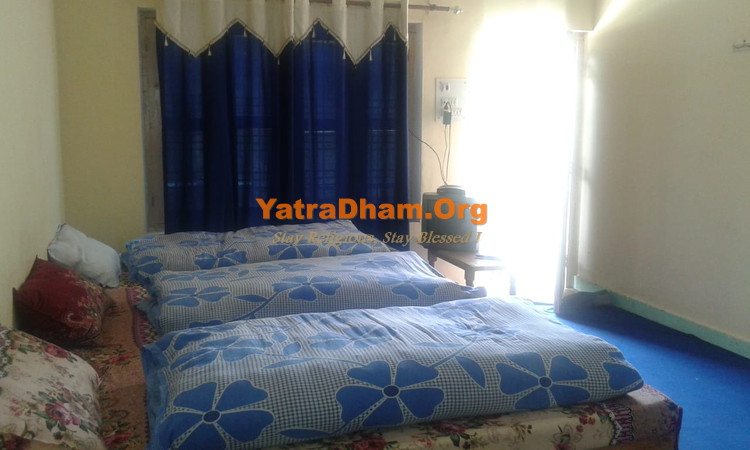 Yamunotri Jankichatti Bahuguna Yatri Nivas Room View2