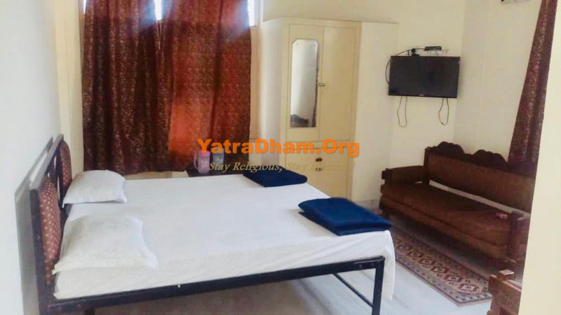 Haridwar Jhang Bhawan Room View2