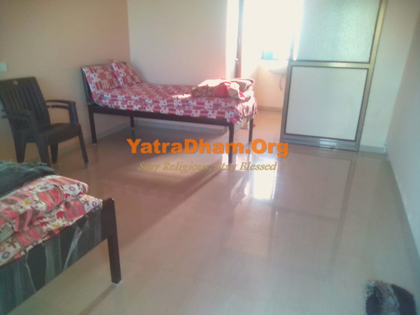 Shankheshwar Shree Jirawala Puram Tirth Room View2