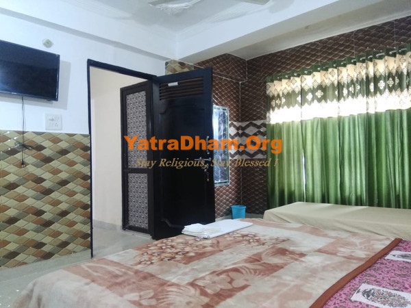 Katra - Maaji Vaishno Palace Yatri Nivas Room View 4