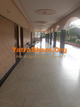 Mathura Mukund Priya Dham Dharamshala Lobby