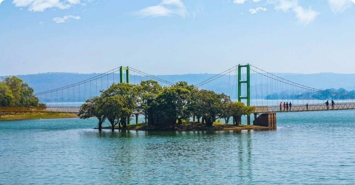 Laknavaram Lake